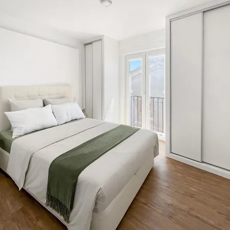 Apartman Sea View Apartment, Steps From The Beach, Sesimbra