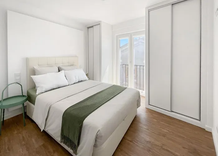 Apartman Sea View Apartment, Steps From The Beach, Sesimbra